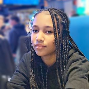 Meet your Posher, Connie